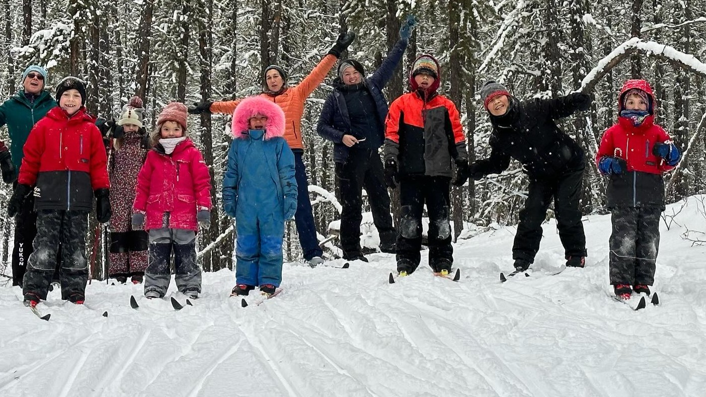 ski-club-coach-wide